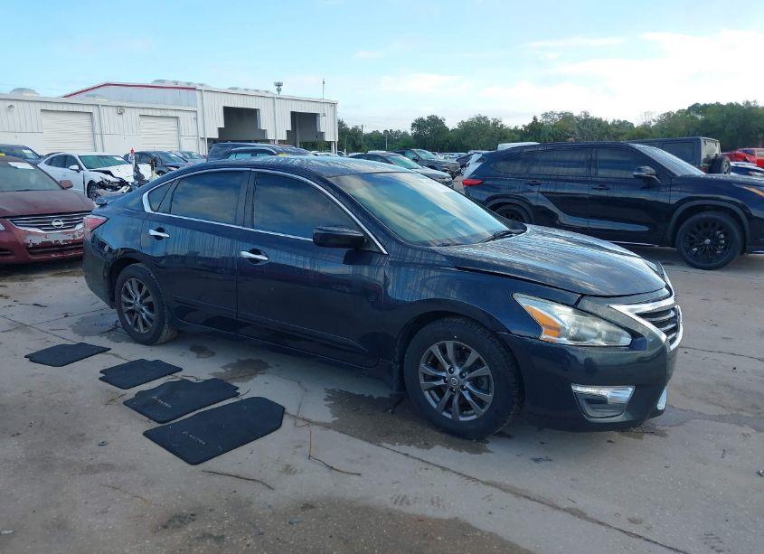 2015 Nissan Altima 2.5 S (VIN 1N4AL3AP0FN907941) main photo