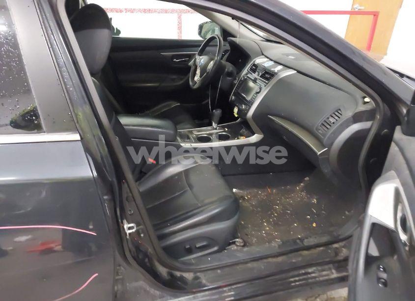 Photo 5 of 2015 Nissan Altima 2.5 SL (VIN 1N4AL3AP0FN909186)