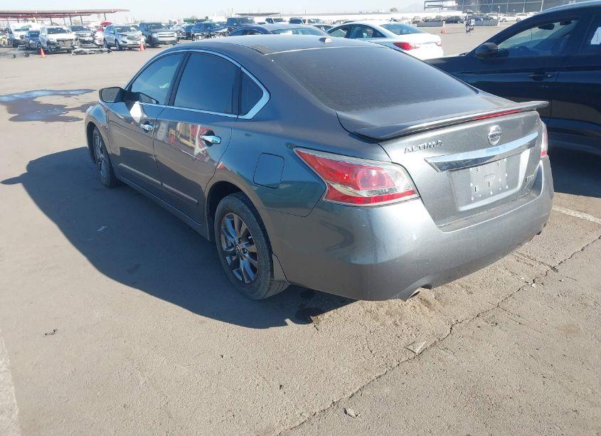 Photo 3 of 2015 Nissan Altima 2.5 S (VIN 1N4AL3AP0FN913755)