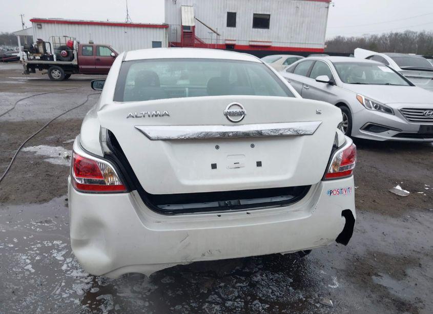Photo 16 of 2015 Nissan Altima 2.5 S (VIN 1N4AL3AP0FN922066)