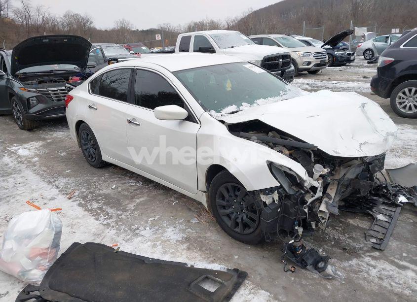 2016 Nissan Altima 2.5 S (VIN 1N4AL3AP0GC124034) main photo