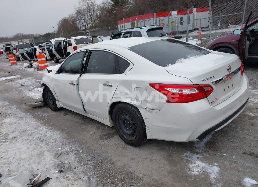 Photo 3 of 2016 Nissan Altima 2.5 S (VIN 1N4AL3AP0GC124034)