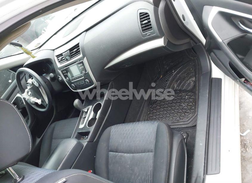 Photo 5 of 2016 Nissan Altima 2.5 S (VIN 1N4AL3AP0GC124034)