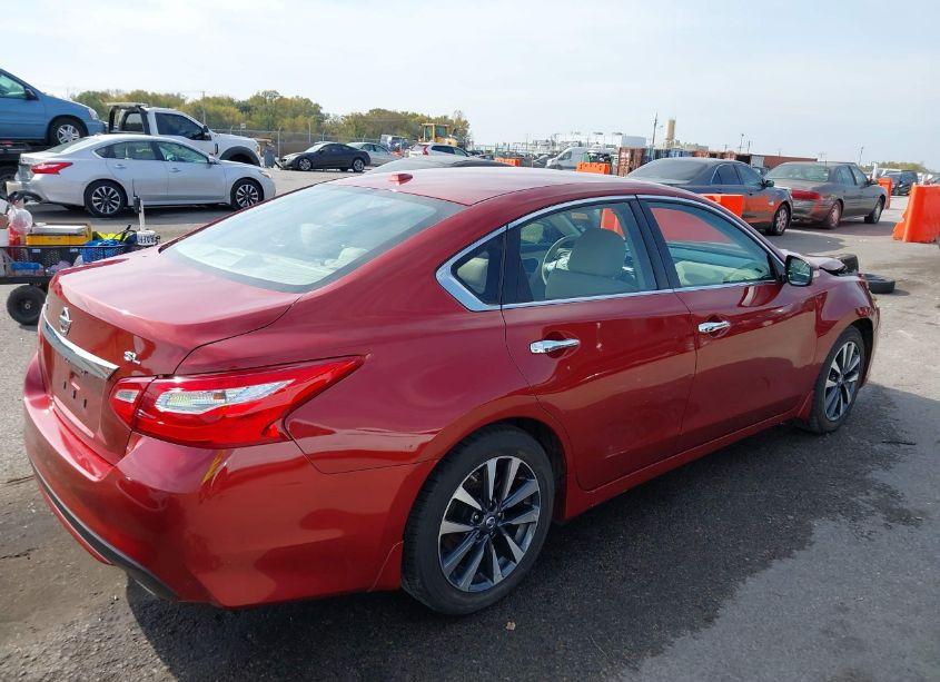 Photo 4 of 2016 Nissan Altima 2.5 SL (VIN 1N4AL3AP0GC125295)