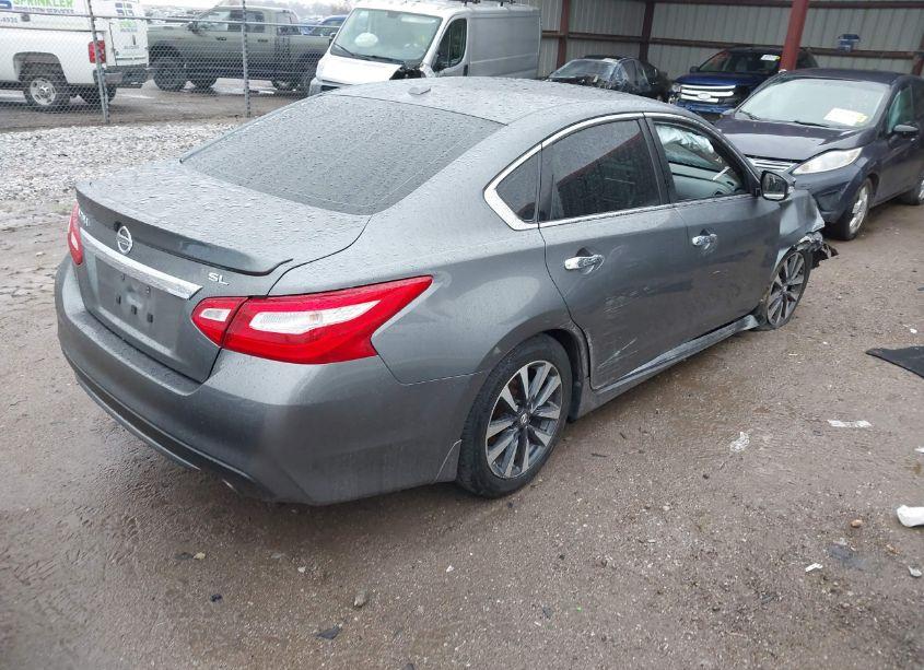 Photo 4 of 2016 Nissan Altima 2.5 SL (VIN 1N4AL3AP0GC127466)