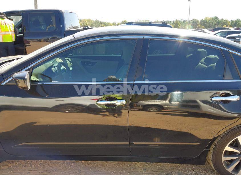 Photo 14 of 2016 Nissan Altima 2.5 SV (VIN 1N4AL3AP0GC137897)