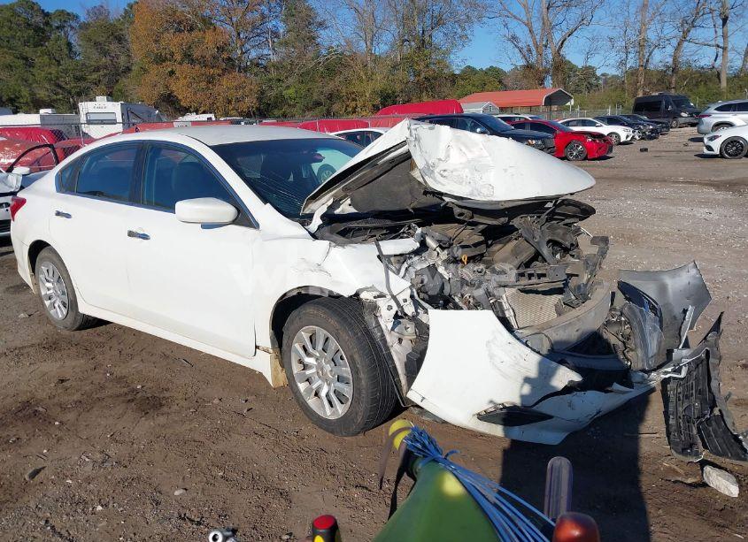 2016 Nissan Altima 2.5 S (VIN 1N4AL3AP0GC142923) main photo