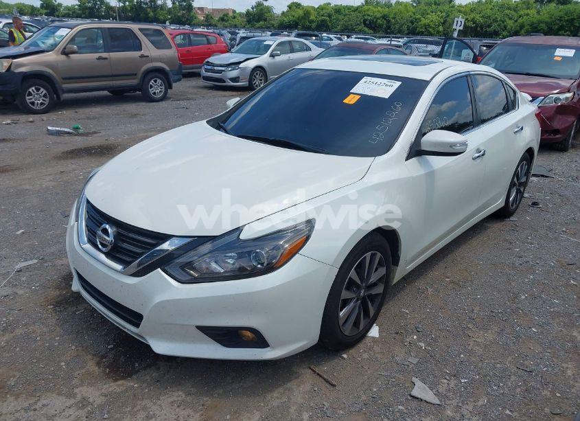 Photo 2 of 2016 Nissan Altima 2.5 SL (VIN 1N4AL3AP0GC150567)