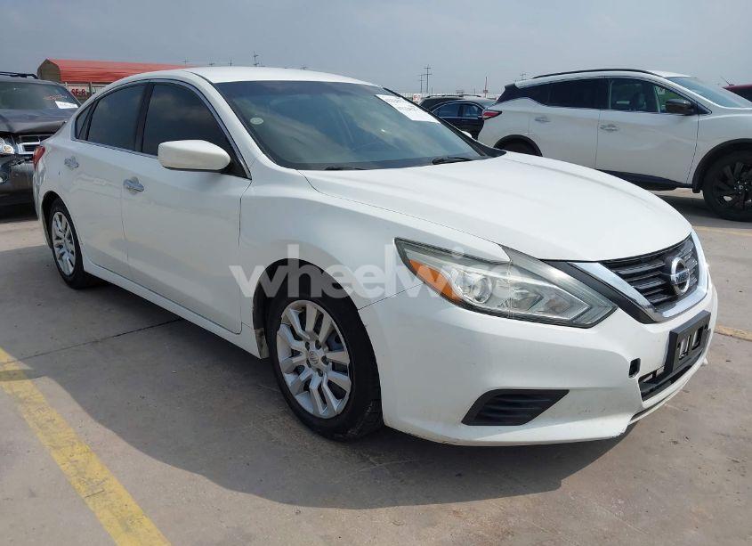 2016 Nissan Altima 2.5/2.5 S/2.5 SL/2.5 SR/2.5 SV (VIN 1N4AL3AP0GC153288) main photo