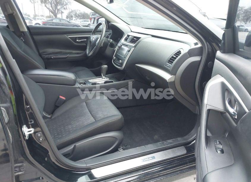 Photo 5 of 2016 Nissan Altima 2.5 SV (VIN 1N4AL3AP0GC154568)