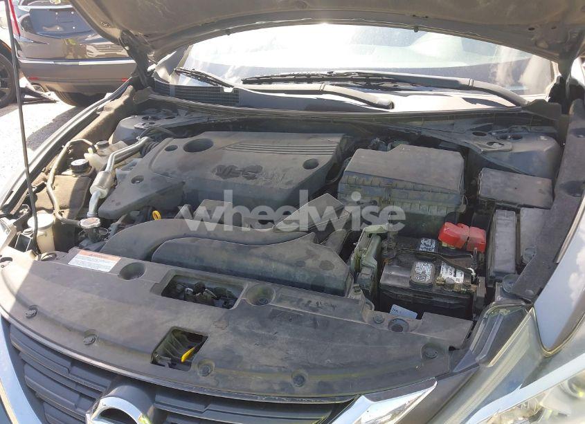 Photo 10 of 2016 Nissan Altima 2.5/2.5 S/2.5 SL/2.5 SR/2.5 SV (VIN 1N4AL3AP0GC155610)