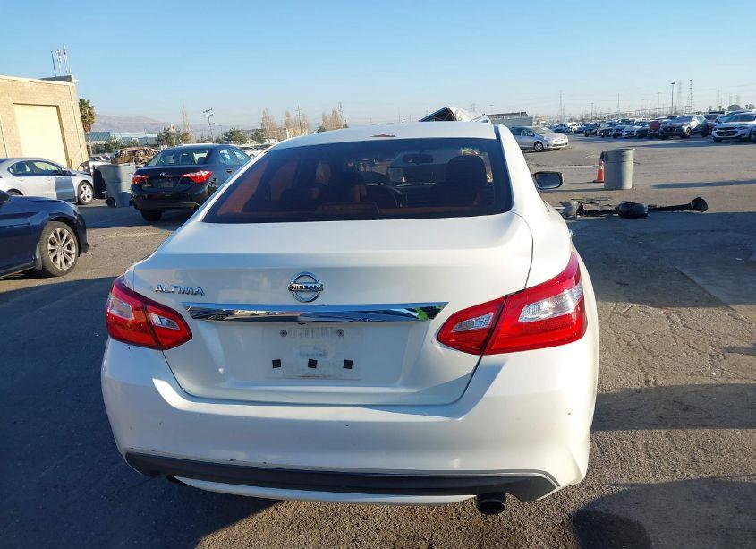 Photo 16 of 2016 Nissan Altima 2.5/2.5 S/2.5 SL/2.5 SR/2.5 SV (VIN 1N4AL3AP0GC157972)