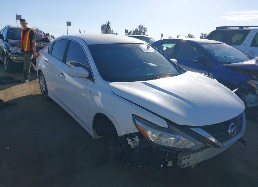 2016 Nissan Altima (VIN 1N4AL3AP0GC165473) main photo