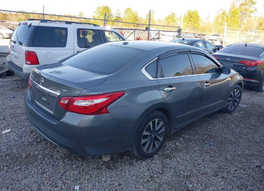 Photo 4 of 2016 Nissan Altima (VIN 1N4AL3AP0GC167627)