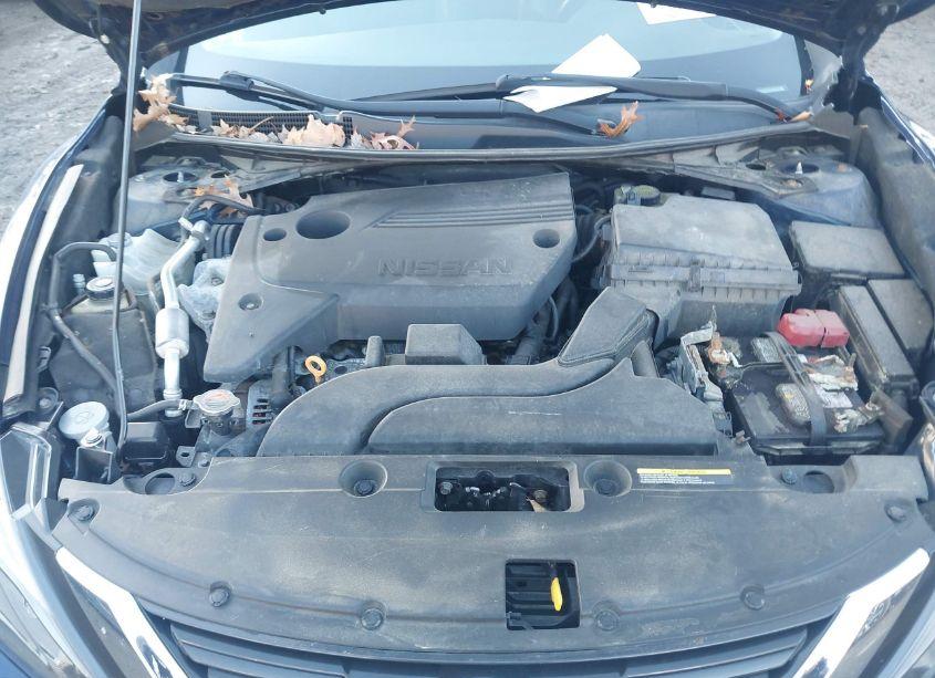 Photo 10 of 2016 Nissan Altima 2.5 SR (VIN 1N4AL3AP0GC181771)