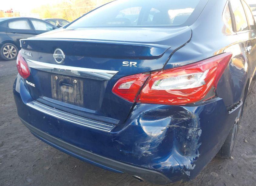 Photo 6 of 2016 Nissan Altima 2.5 SR (VIN 1N4AL3AP0GC181771)