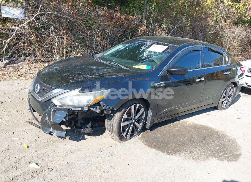 Photo 2 of 2016 Nissan Altima 2.5 SR (VIN 1N4AL3AP0GC183732)