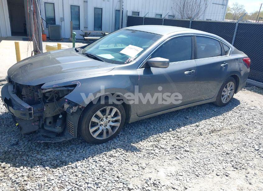 Photo 2 of 2016 Nissan Altima 2.5/2.5 S/2.5 SL/2.5 SR/2.5 SV (VIN 1N4AL3AP0GC186923)