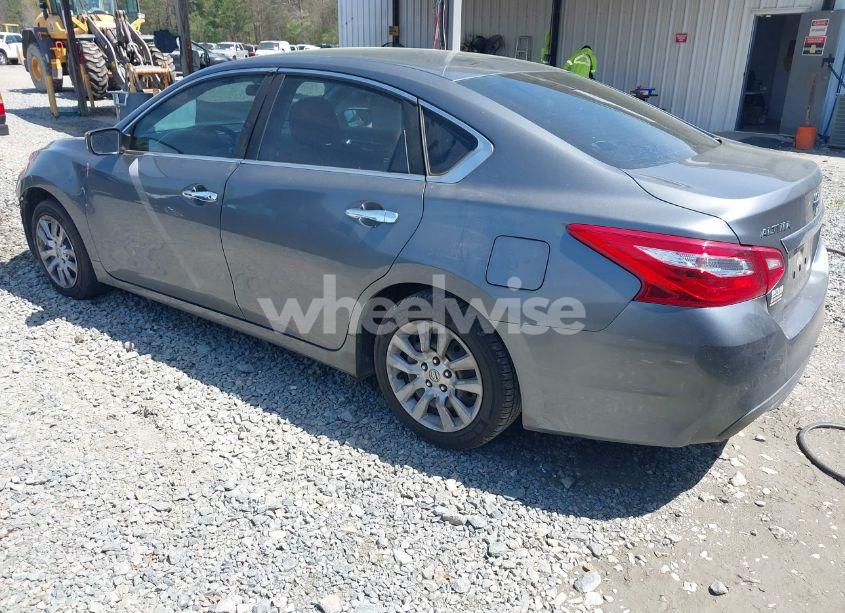 Photo 3 of 2016 Nissan Altima 2.5/2.5 S/2.5 SL/2.5 SR/2.5 SV (VIN 1N4AL3AP0GC186923)