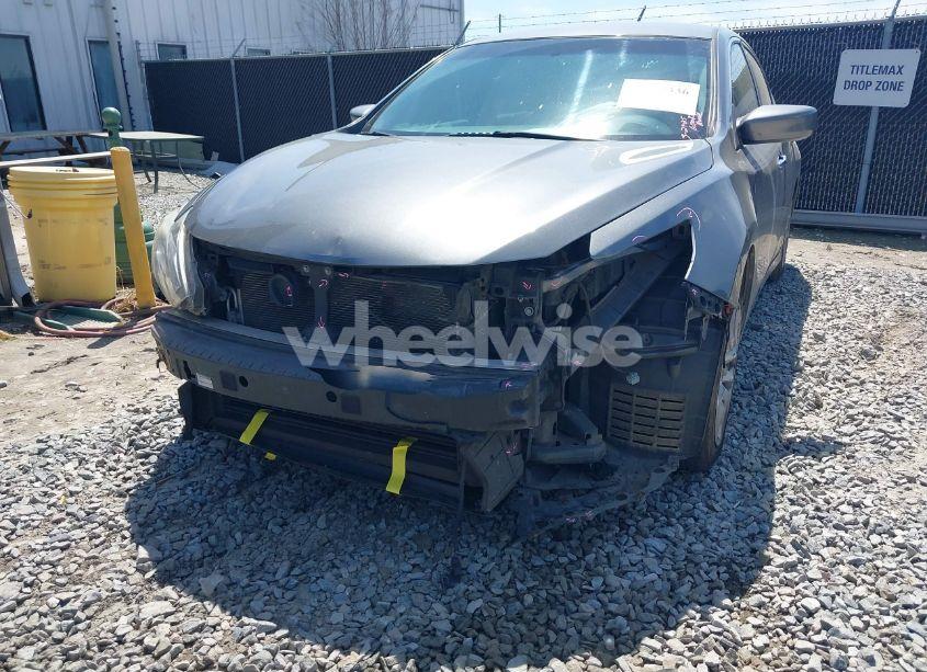 Photo 6 of 2016 Nissan Altima 2.5/2.5 S/2.5 SL/2.5 SR/2.5 SV (VIN 1N4AL3AP0GC186923)