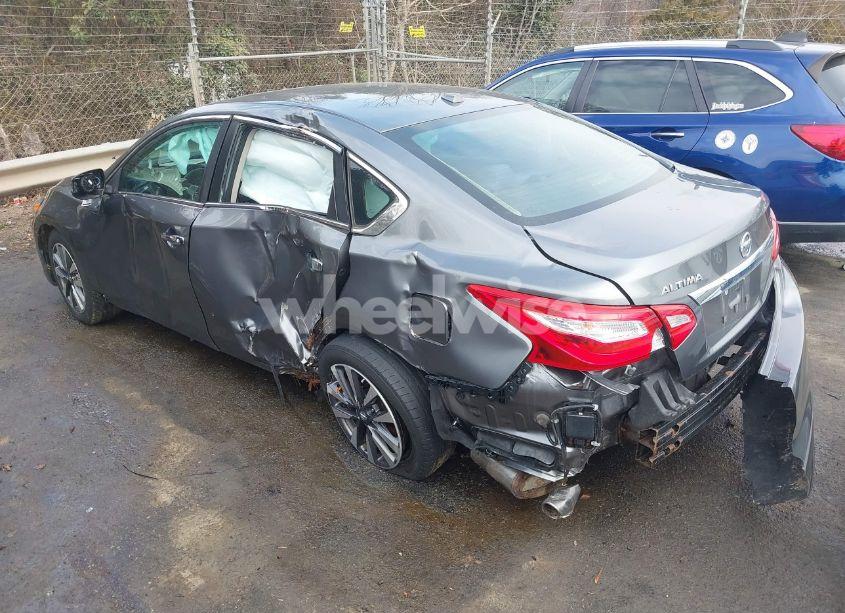 Photo 3 of 2016 Nissan Altima 2.5 SV (VIN 1N4AL3AP0GC195816)