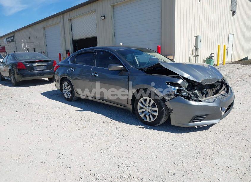 2016 Nissan Altima 2.5 S (VIN 1N4AL3AP0GC204210) main photo