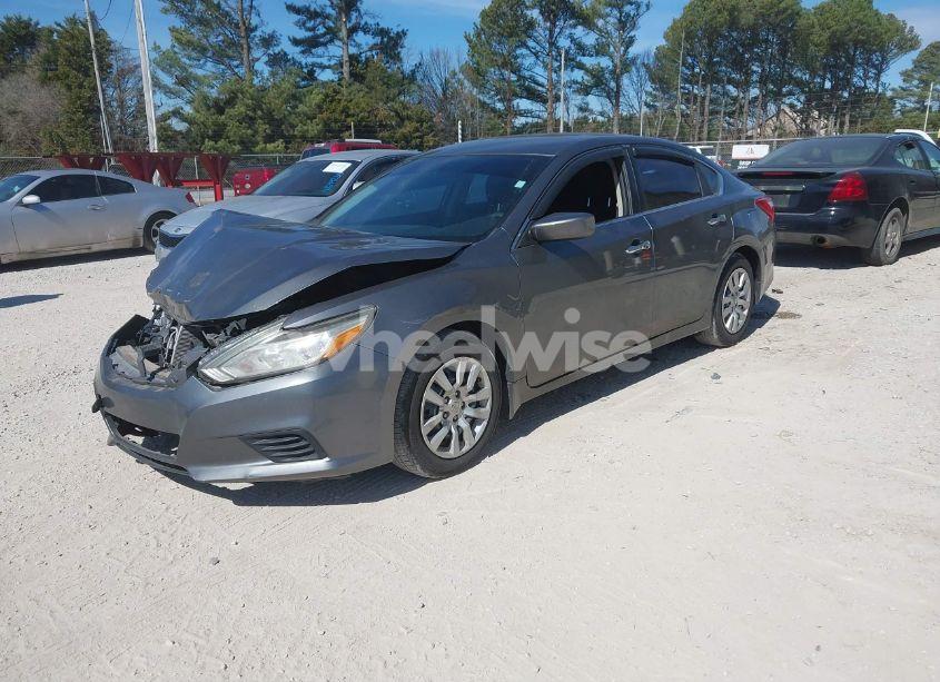 Photo 2 of 2016 Nissan Altima 2.5 S (VIN 1N4AL3AP0GC204210)