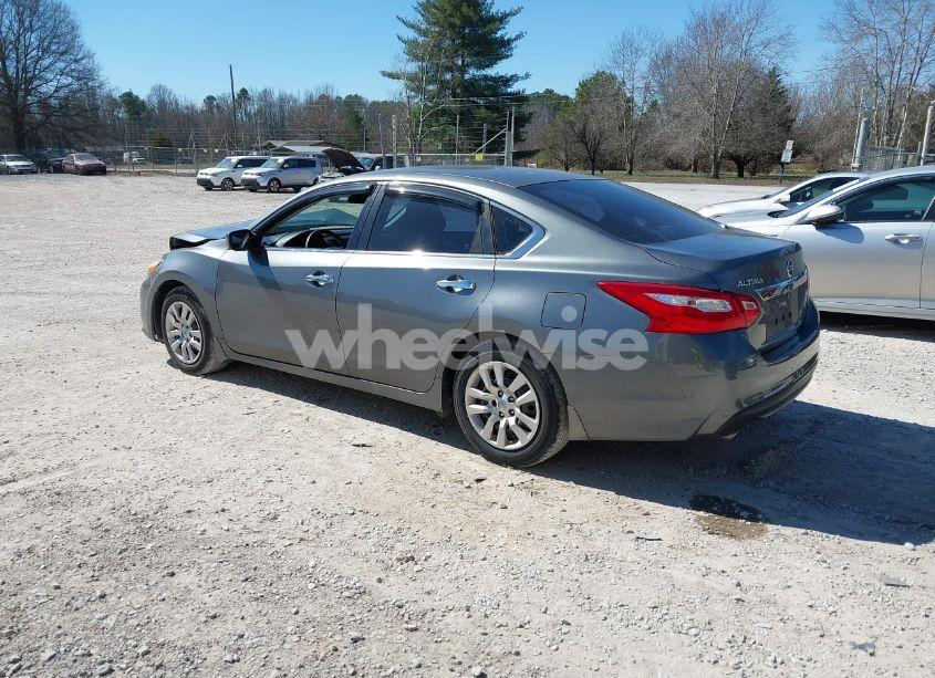 Photo 3 of 2016 Nissan Altima 2.5 S (VIN 1N4AL3AP0GC204210)