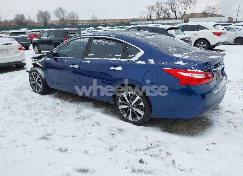 Photo 3 of 2016 Nissan Altima 2.5 SR (VIN 1N4AL3AP0GC206068)