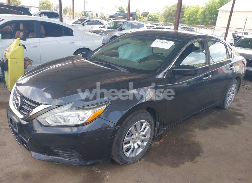 Photo 2 of 2016 Nissan Altima 2.5/2.5 S/2.5 SL/2.5 SR/2.5 SV (VIN 1N4AL3AP0GC216597)