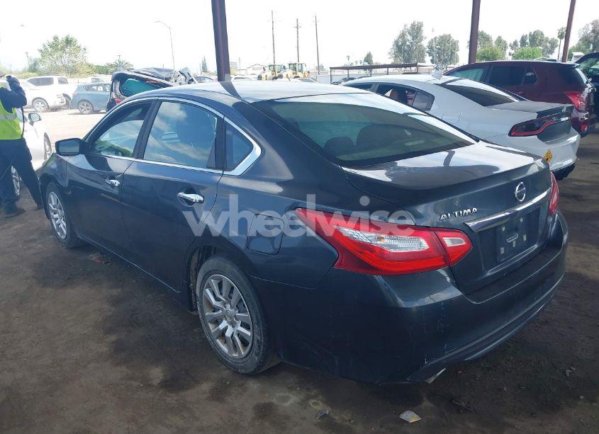 Photo 3 of 2016 Nissan Altima 2.5/2.5 S/2.5 SL/2.5 SR/2.5 SV (VIN 1N4AL3AP0GC216597)