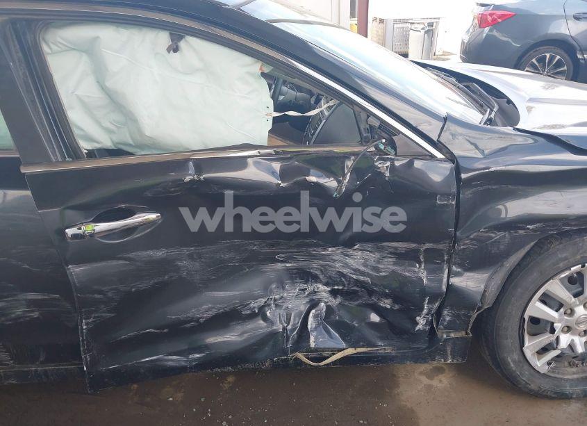 Photo 6 of 2016 Nissan Altima 2.5/2.5 S/2.5 SL/2.5 SR/2.5 SV (VIN 1N4AL3AP0GC216597)