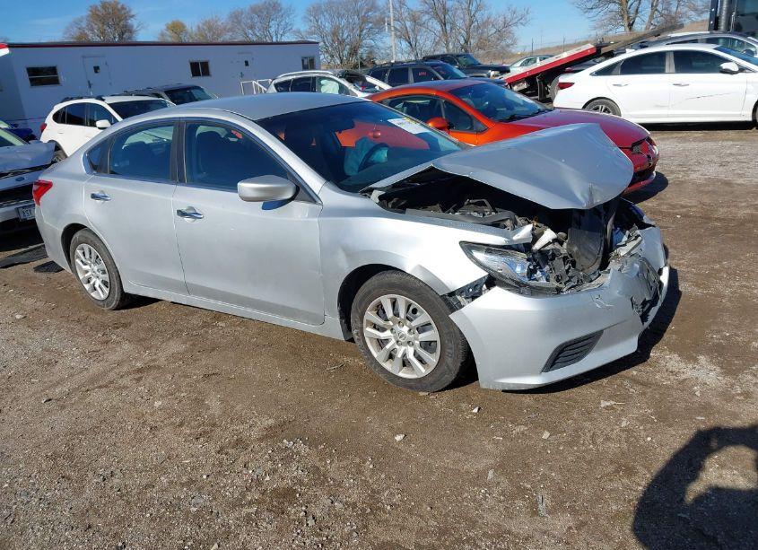 2016 Nissan Altima 2.5/2.5 S/2.5 SL/2.5 SR/2.5 SV (VIN 1N4AL3AP0GC231228) main photo