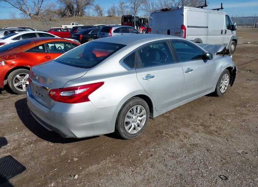 Photo 4 of 2016 Nissan Altima 2.5/2.5 S/2.5 SL/2.5 SR/2.5 SV (VIN 1N4AL3AP0GC231228)