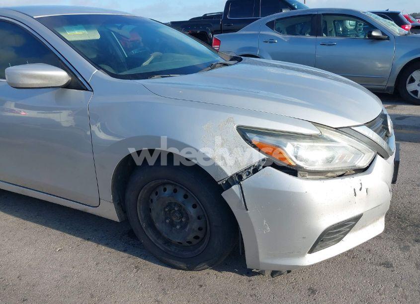 Photo 12 of 2016 Nissan Altima 2.5/2.5 S/2.5 SL/2.5 SR/2.5 SV (VIN 1N4AL3AP0GC234694)