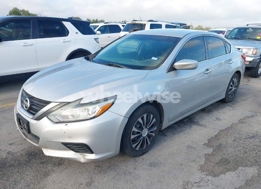 Photo 2 of 2016 Nissan Altima 2.5/2.5 S/2.5 SL/2.5 SR/2.5 SV (VIN 1N4AL3AP0GC234694)