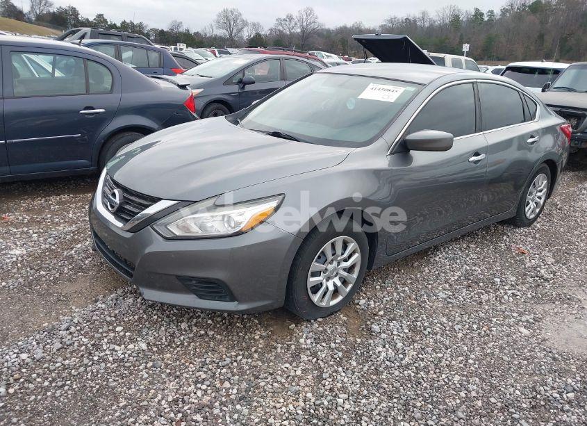 Photo 2 of 2016 Nissan Altima 2.5/2.5 S/2.5 SL/2.5 SR/2.5 SV (VIN 1N4AL3AP0GC235666)