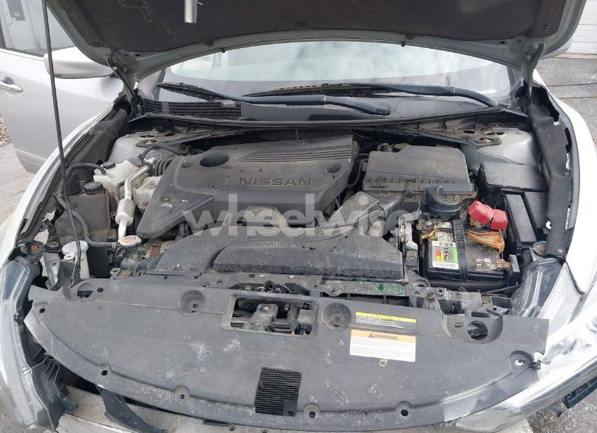 Photo 10 of 2016 Nissan Altima 2.5/2.5 S/2.5 SL/2.5 SR/2.5 SV (VIN 1N4AL3AP0GC244576)