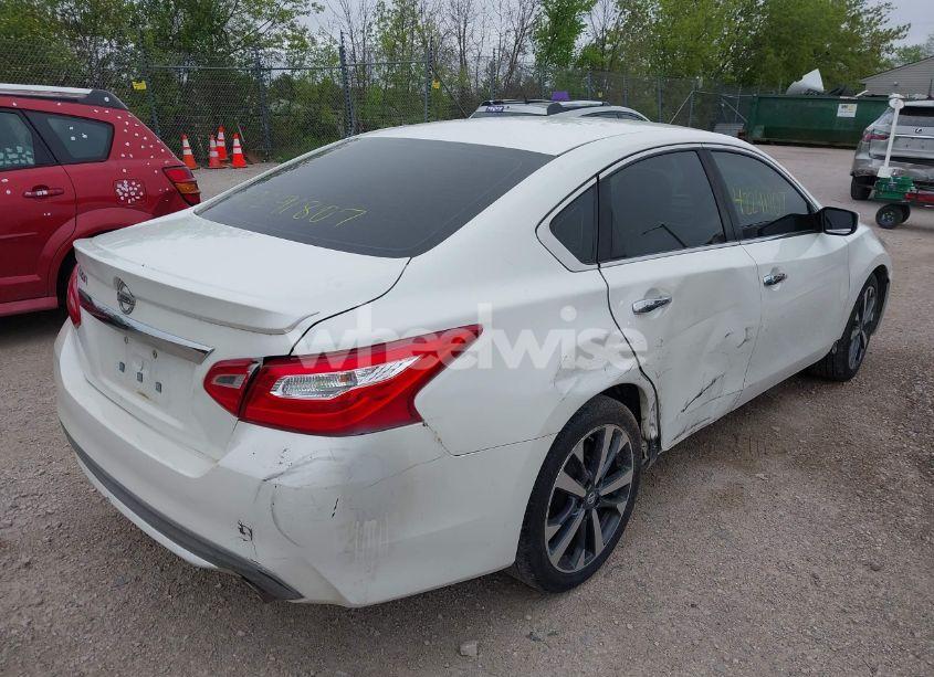 Photo 6 of 2016 Nissan Altima 2.5 SR (VIN 1N4AL3AP0GC262074)