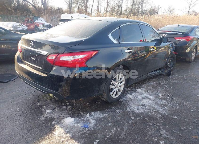 Photo 4 of 2016 Nissan Altima 2.5 S (VIN 1N4AL3AP0GC264164)
