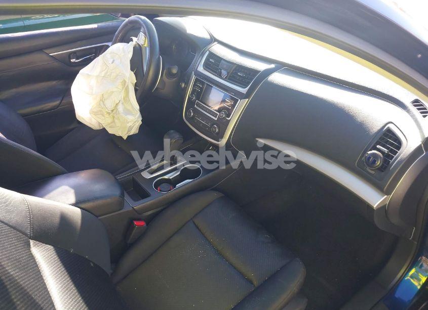 Photo 5 of 2016 Nissan Altima 2.5 SR (VIN 1N4AL3AP0GC273883)