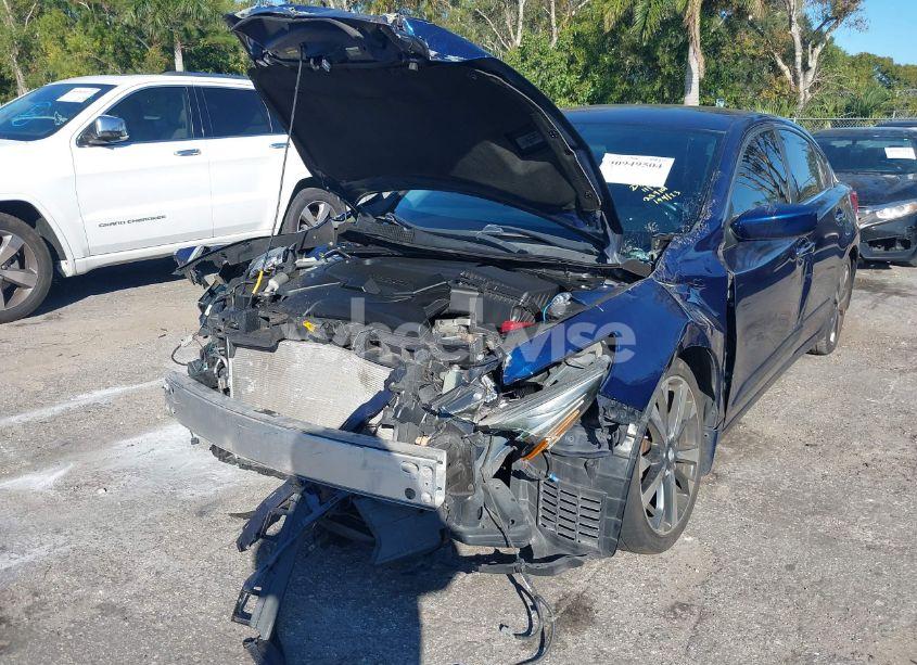 Photo 6 of 2016 Nissan Altima 2.5 SR (VIN 1N4AL3AP0GC273883)