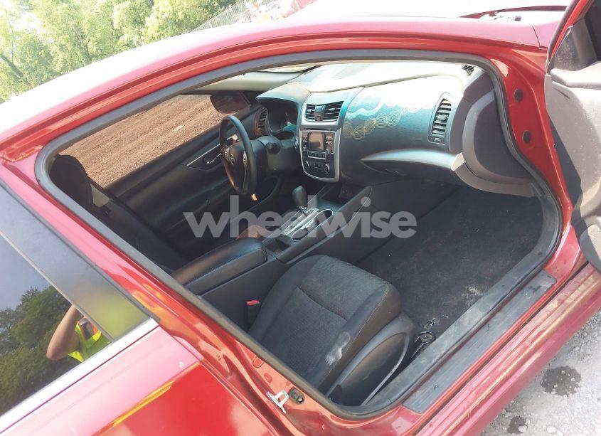 Photo 5 of 2016 Nissan Altima 2.5 S (VIN 1N4AL3AP0GC279098)