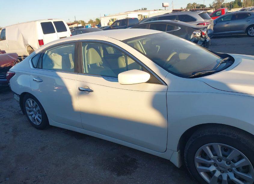 Photo 13 of 2016 Nissan Altima 2.5 S (VIN 1N4AL3AP0GC289839)