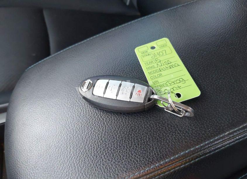 Photo 11 of 2016 Nissan Altima 2.5 SR (VIN 1N4AL3AP0GC289940)