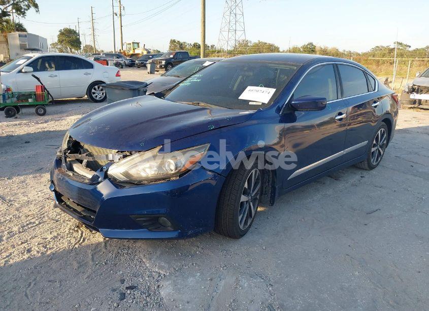 Photo 2 of 2016 Nissan Altima 2.5 SR (VIN 1N4AL3AP0GC289940)