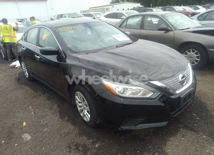 Photo 6 of 2016 Nissan Altima 2.5 SR/2.5 SV/2.5/2.5 S/2.5 SL (VIN 1N4AL3AP0GN307650)