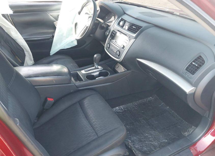 Photo 5 of 2016 Nissan Altima 2.5/2.5 S/2.5 SL/2.5 SR/2.5 SV (VIN 1N4AL3AP0GN327042)