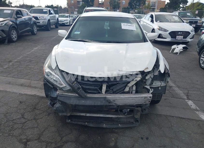 Photo 13 of 2016 Nissan Altima 2.5/2.5 S/2.5 SL/2.5 SR/2.5 SV (VIN 1N4AL3AP0GN327087)