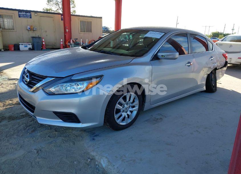 Photo 2 of 2016 Nissan Altima 2.5 S (VIN 1N4AL3AP0GN332709)